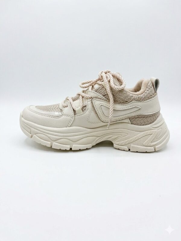 IMG_1220 Zapatillas Urbanas "Chunky" con Textura Entretejida - Crema