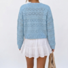 Cardigan Blue Crochet: Delicadeza y Estilo Romántico