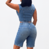 Set Denim Urbano: Chaleco Crop & Bermuda Distressed