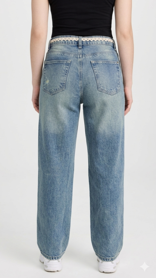 Jean Wide Leg con Cinturón de Encaje y Detalles Distressed