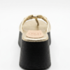 Sandalia Plataforma Thong Champagne