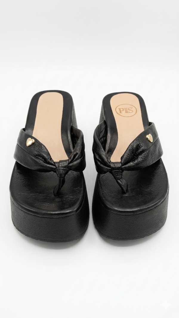 Sandalia Plataforma Thong Negra