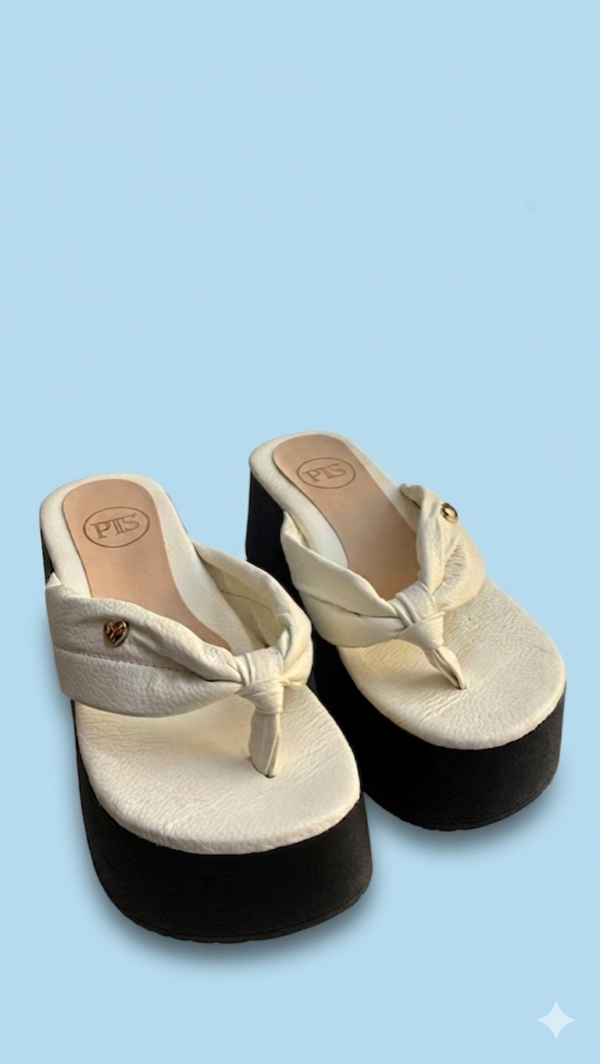 Sandalia Plataforma Thong Marfil